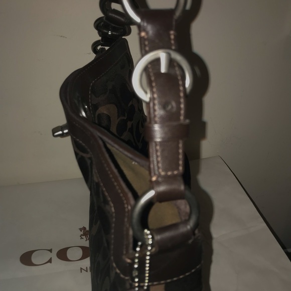 💯 % Authentic Coach Brown Shoulder HandBag - Picture 8 of 8